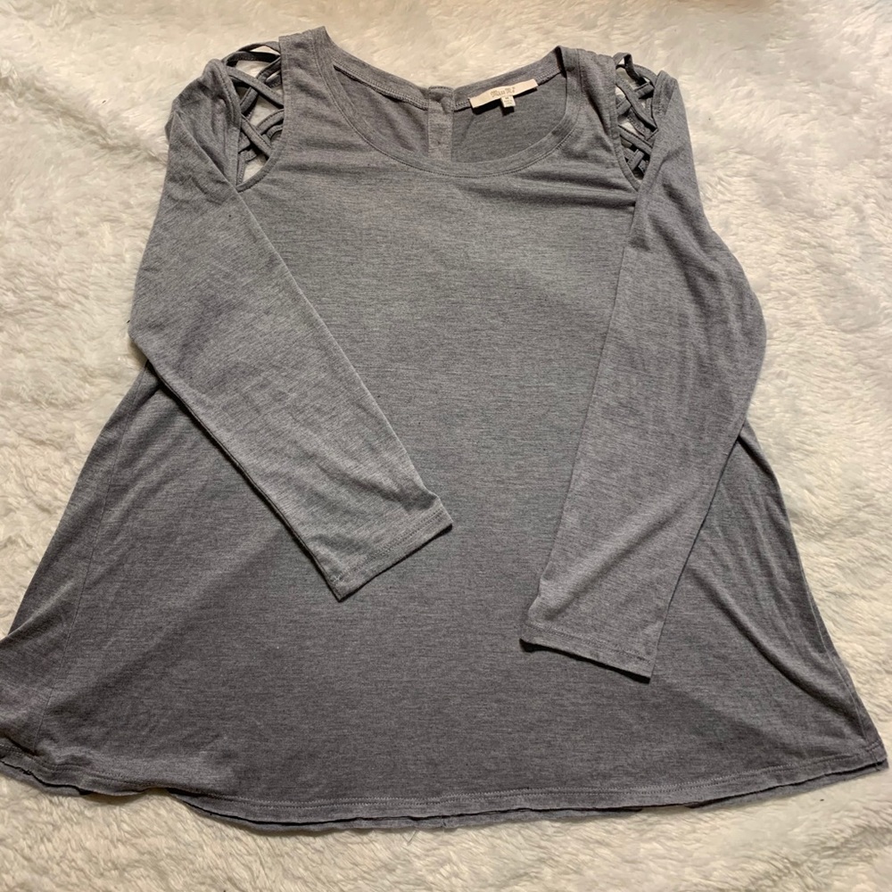 Miss Me gray 3/4 sleeves criss- cross details on the shoulders top size M